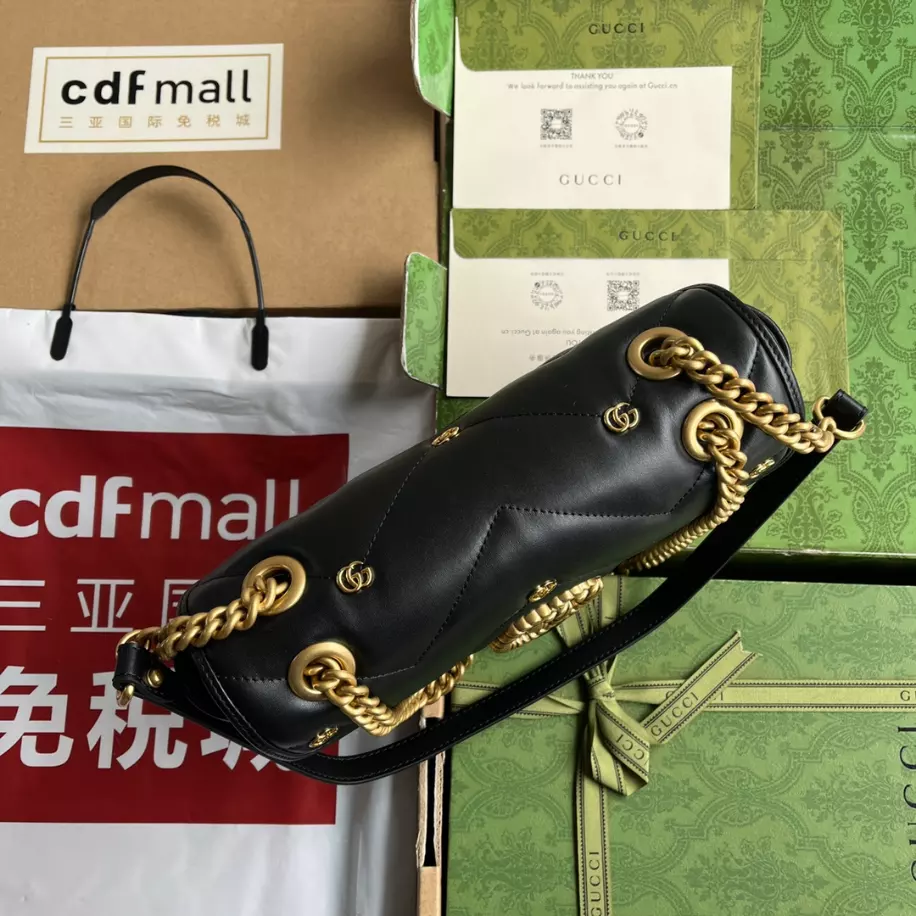 GG Marmont Small Shoulder Bag In Black Leather  - GB215