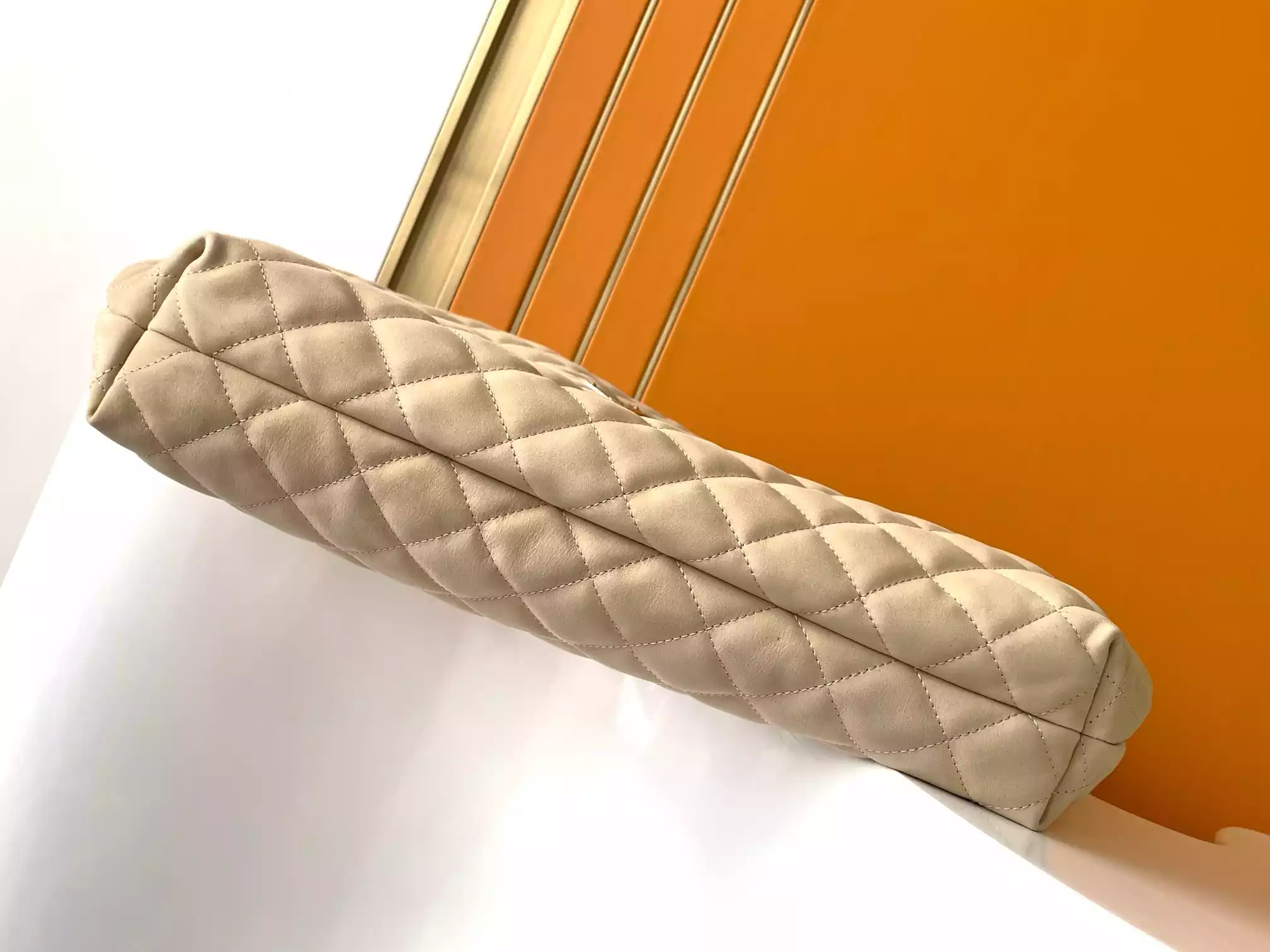 Icare Maxi Shopping Bag in Quilted Nubuck Suede - YB050