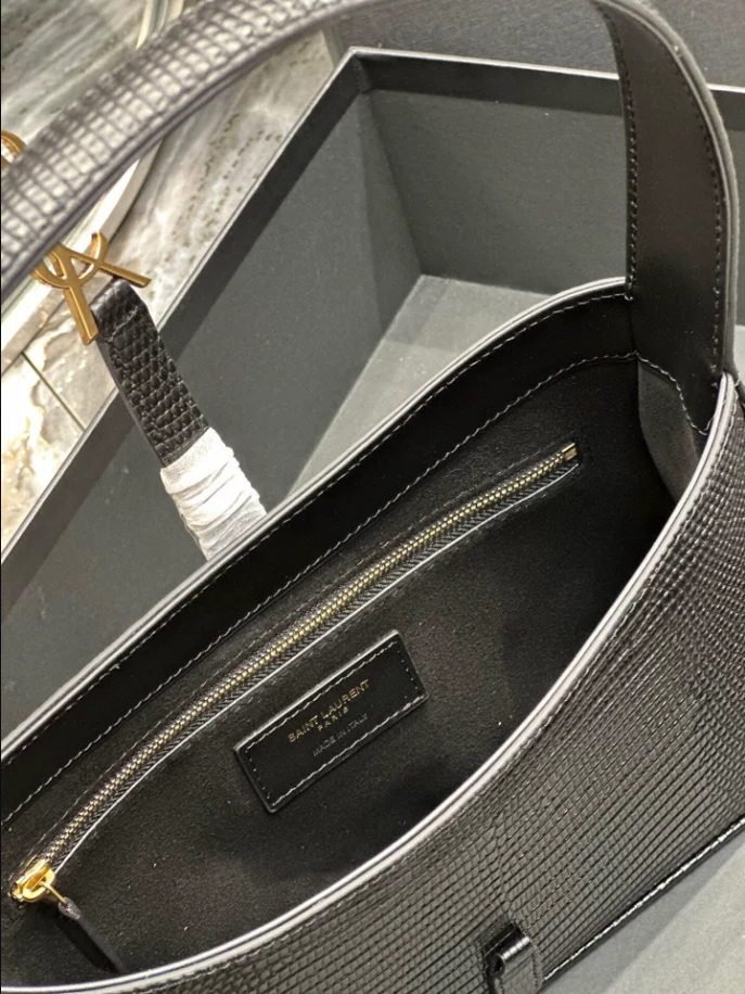 LE 5 à 7 in Lizard Skin Hobo Bag - YB025