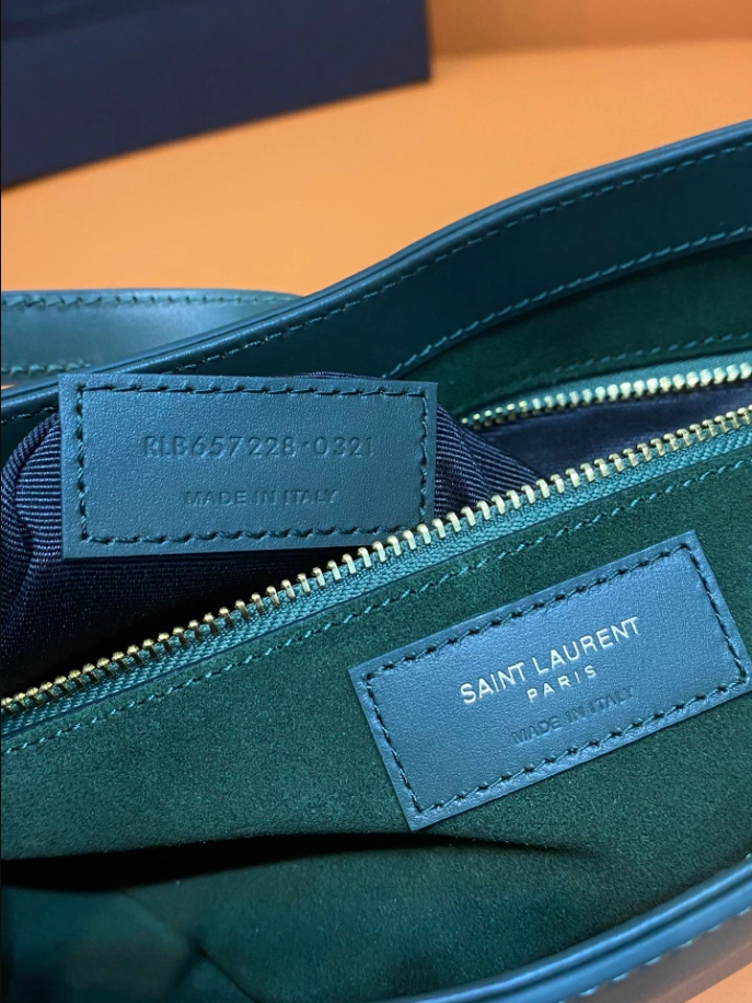 LE 5 à 7 in smooth leather Bag - YB017