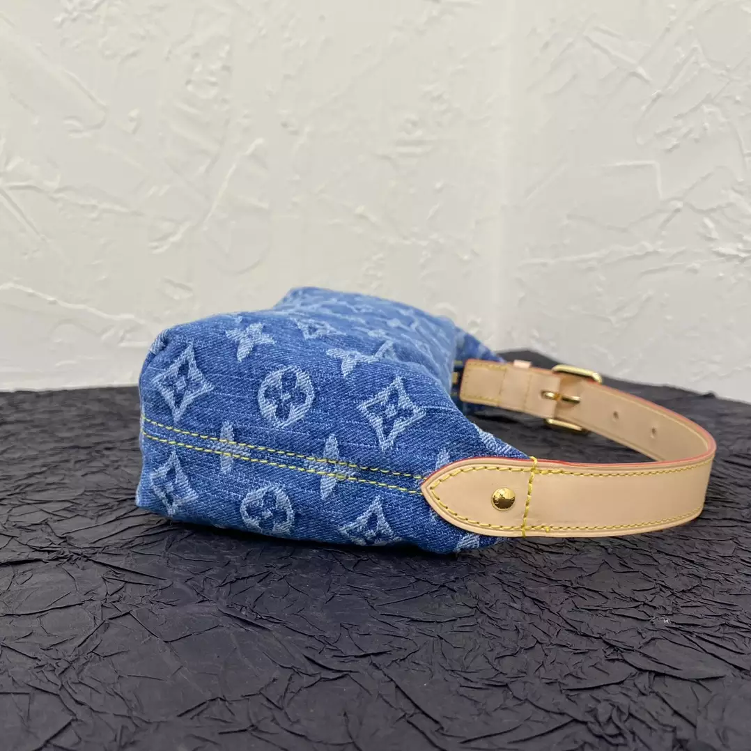 LV Remix Hills Pochette Monogram Denim
