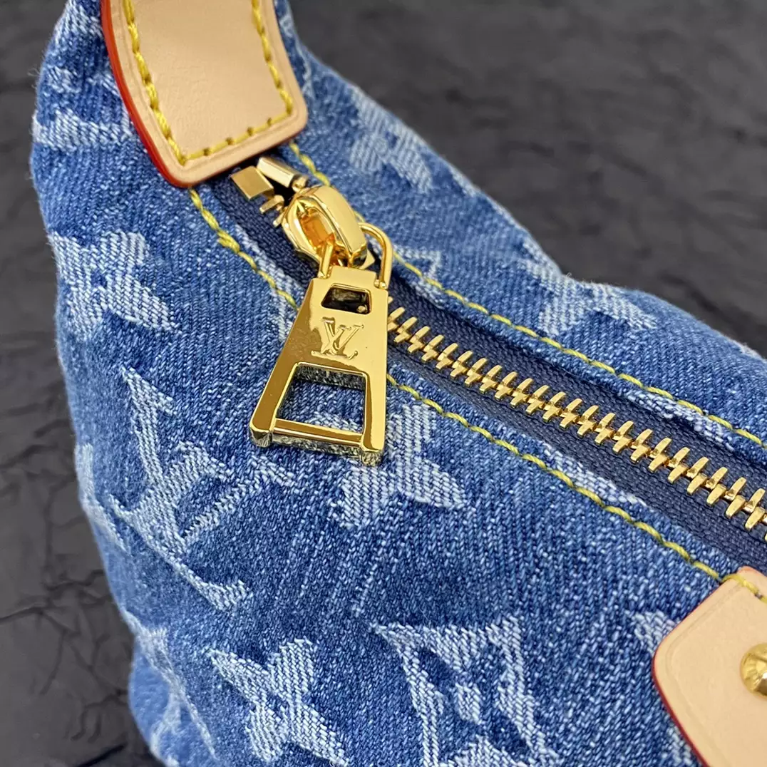 LV Remix Hills Pochette Monogram Denim