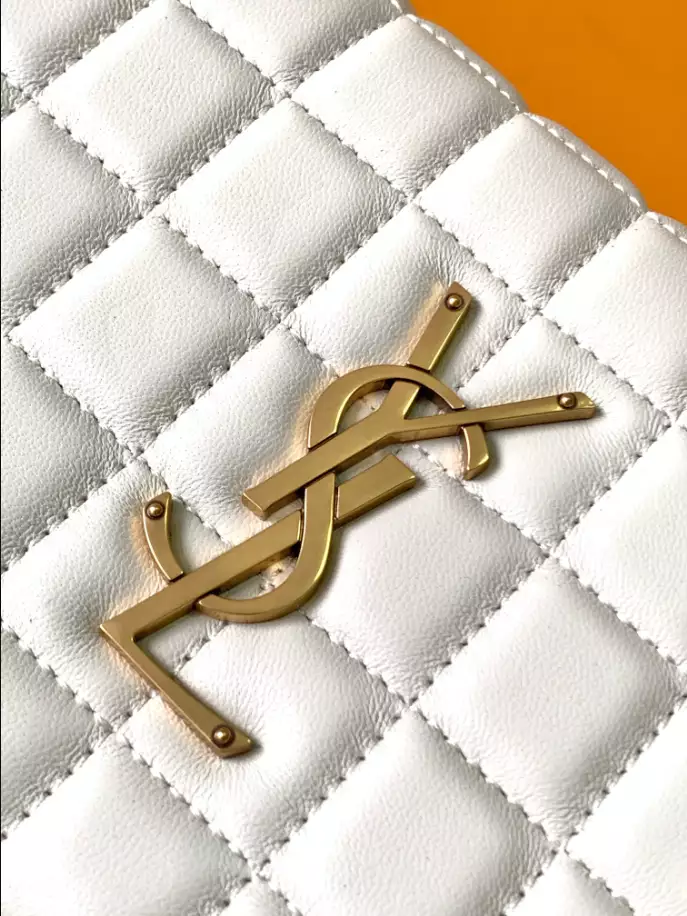 Lambskin Cassandre Chain Wallet - YB012