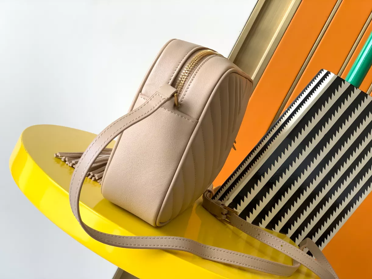 Lou in Quilted Leather Camera Bag - YB003