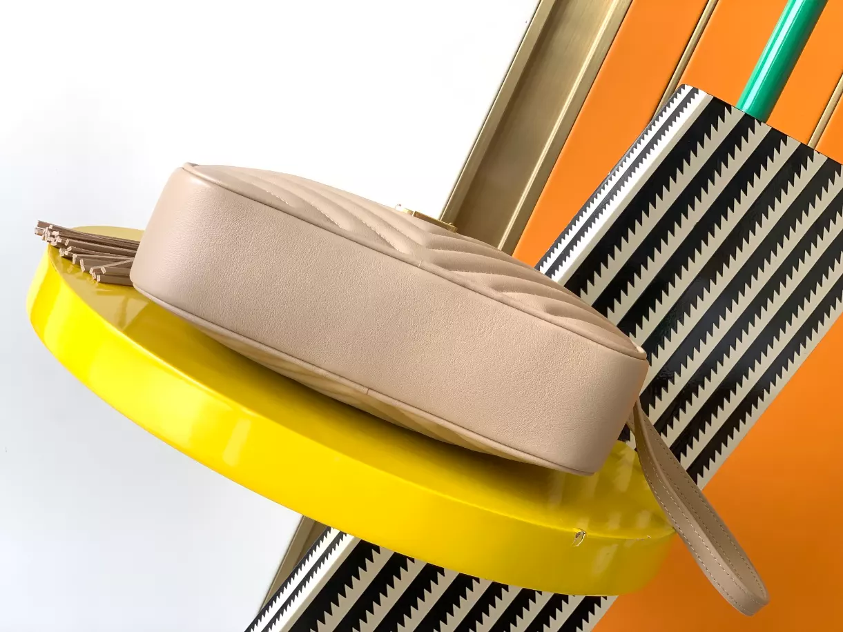 Lou in Quilted Leather Camera Bag - YB003