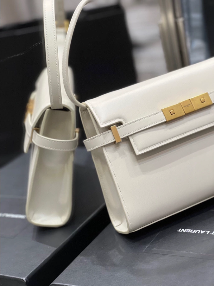 Manhattan Small Shoulder Bag in Box Saint Laurent - YB056