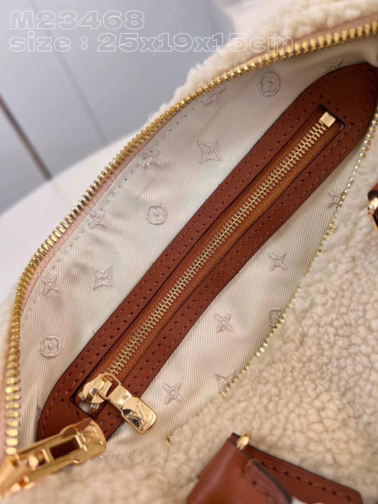 LV Ski Speedy Bandoulière 25 Cream/Brown
