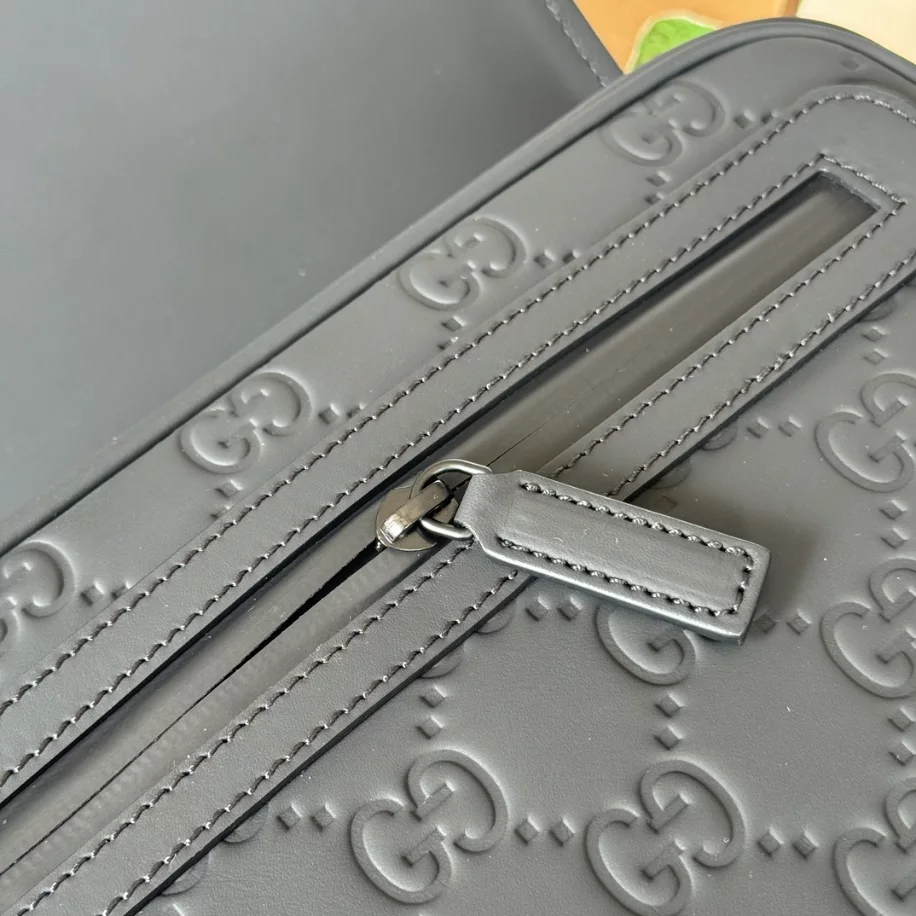 GG Crossbody Bag - GB264