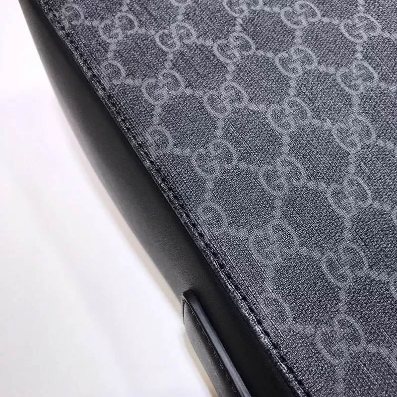 GG Crossbody Bag - GB276