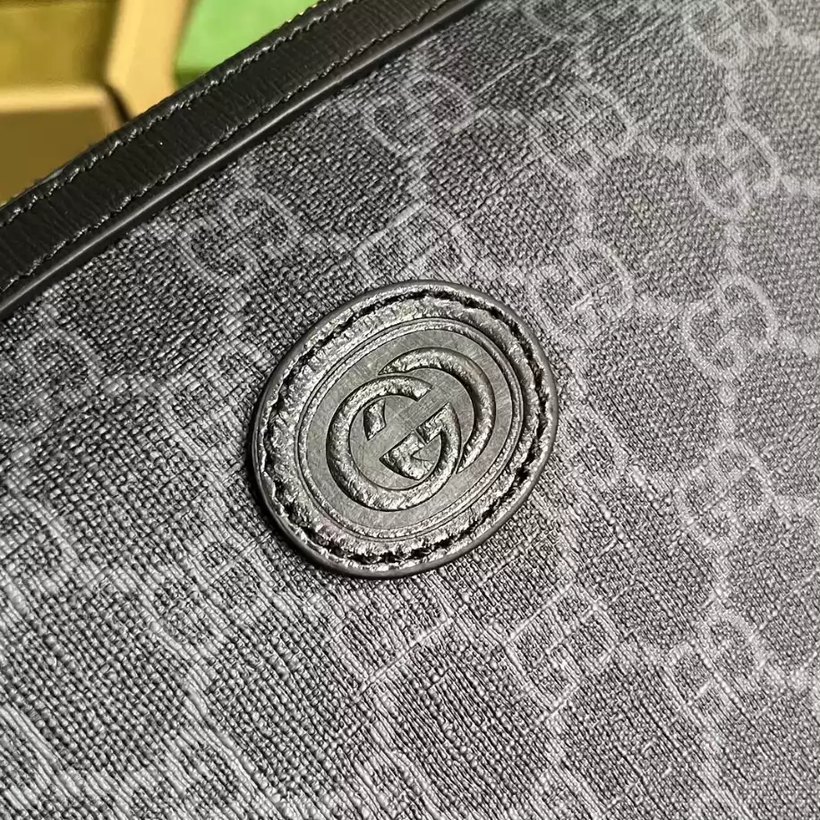 GG Messenger Bag with Interlocking G - GB272