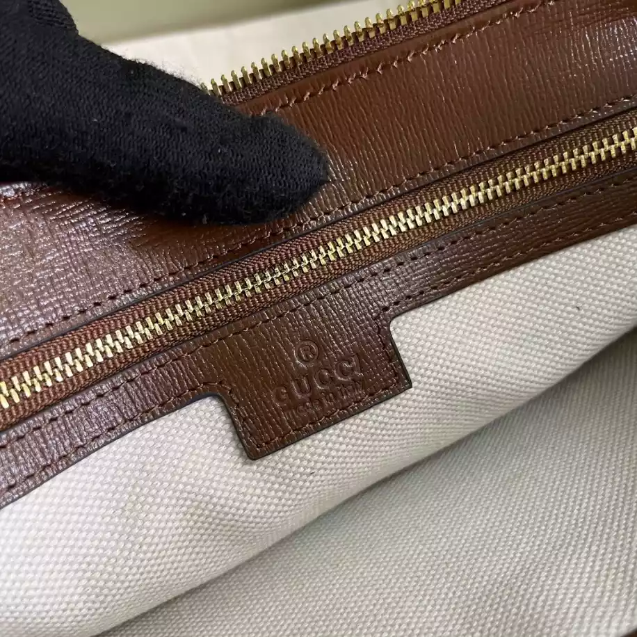 GG Messenger Bag with Interlocking G - GB273