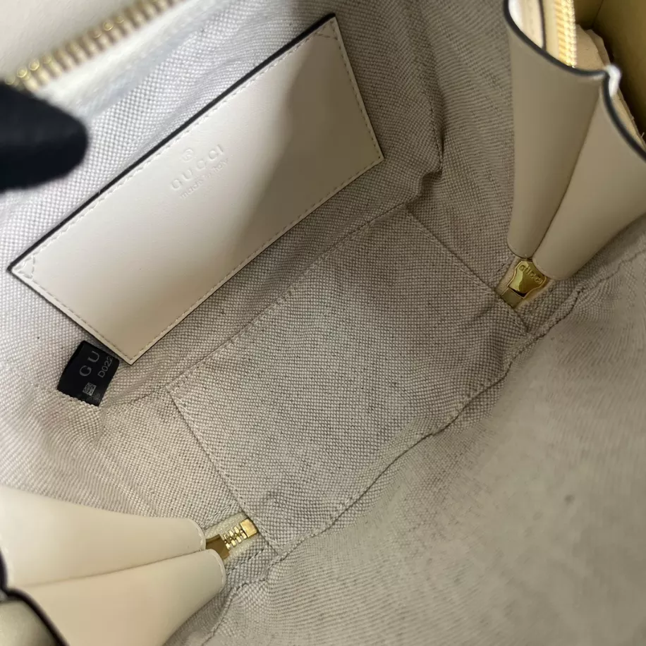 Gucci Blondie Top Handle Bag - GB279