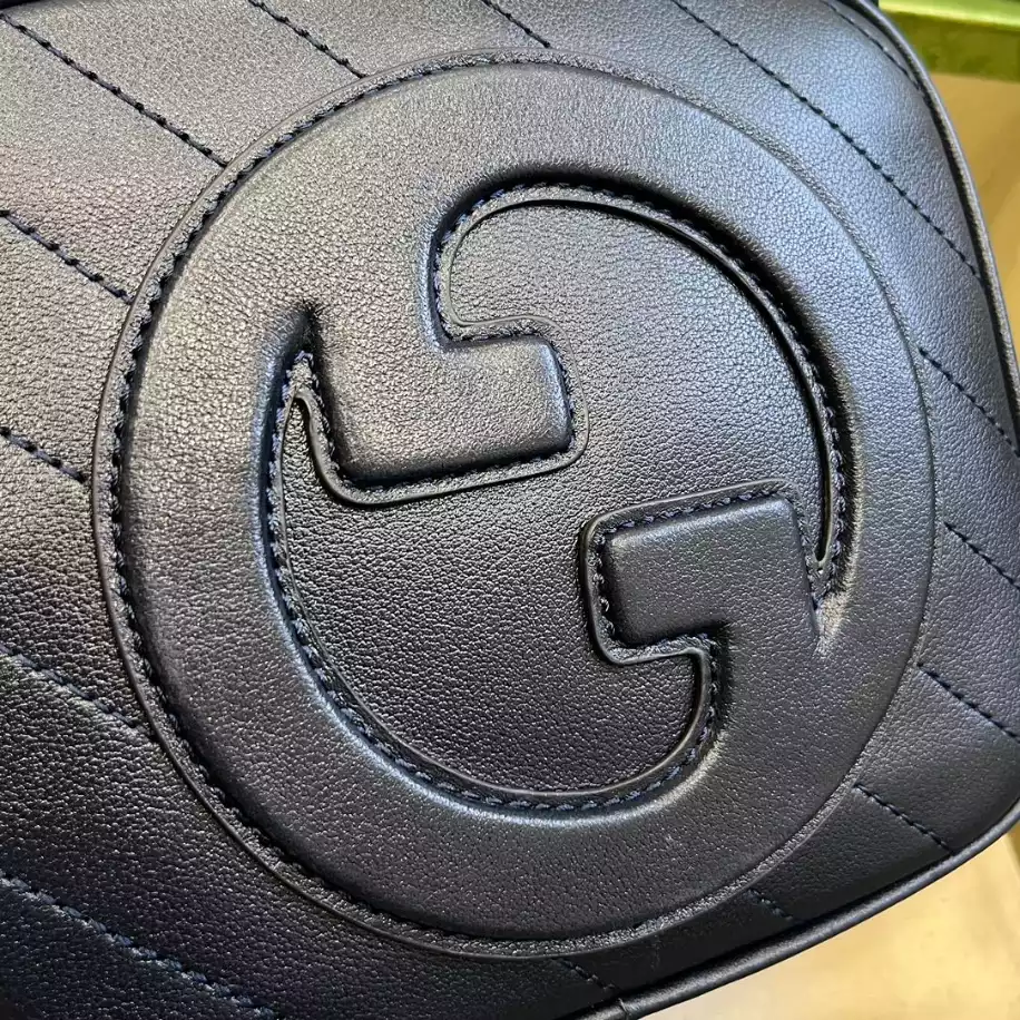 Gucci Blondie Top Handle Bag - GB280