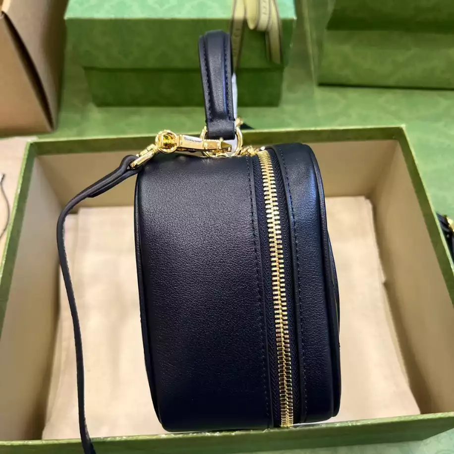 Gucci Blondie Top Handle Bag - GB280