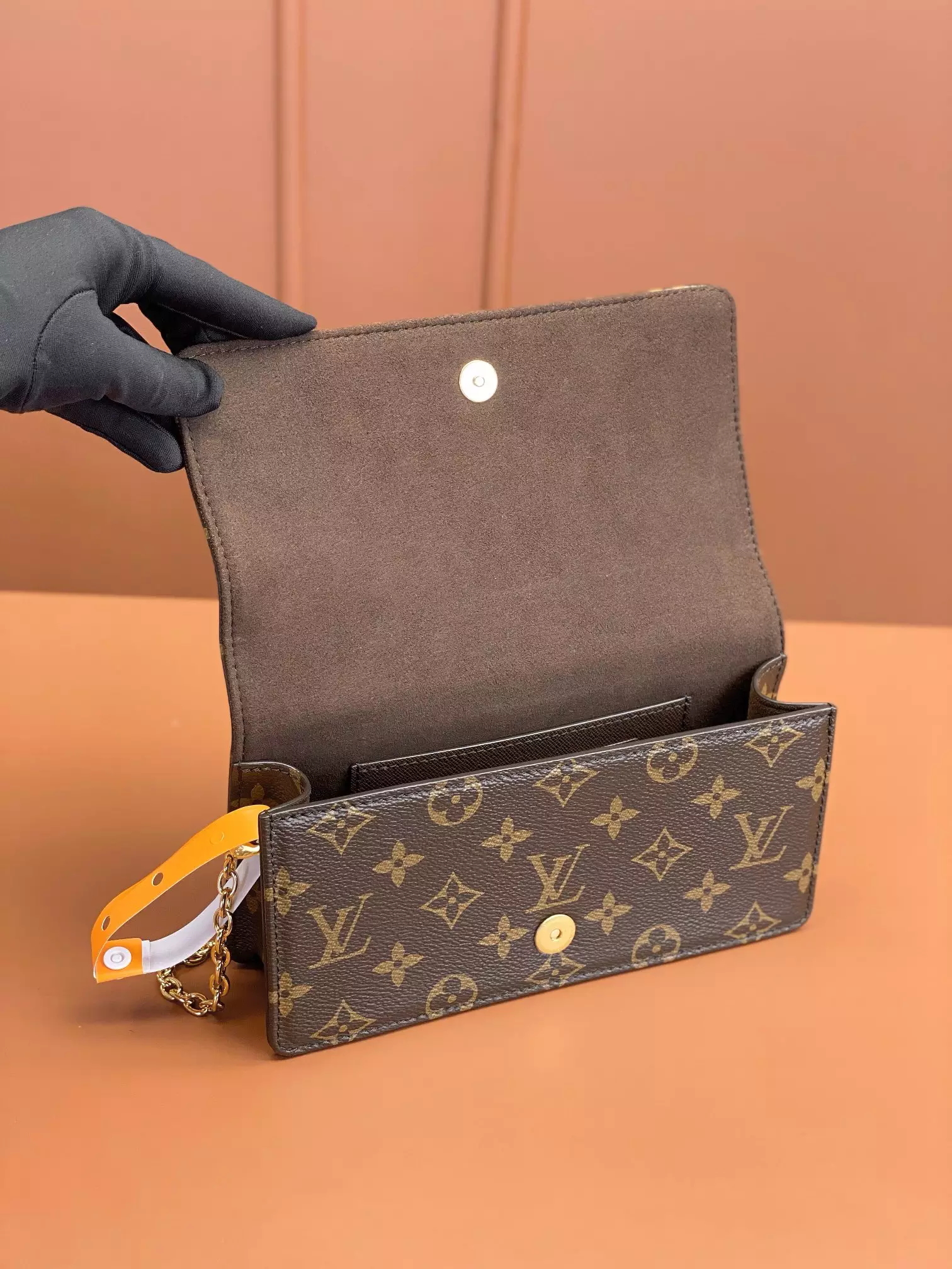 Lily Wallet On Chain Monogram Canvas Brown