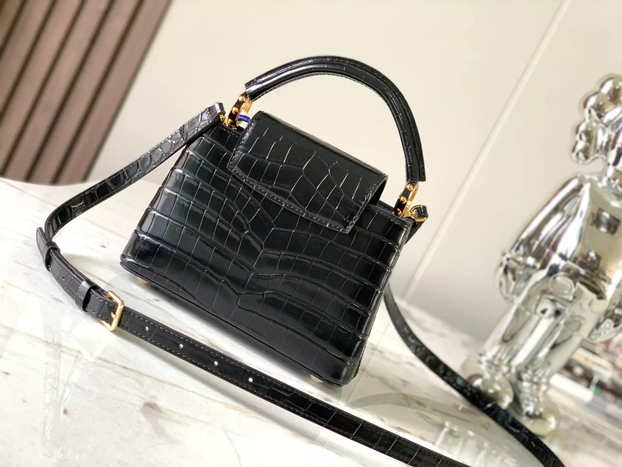 LV Capucines Mini Crocodilien Mat in Black