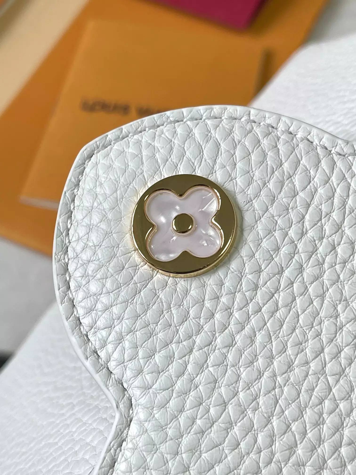 LV Capucines Mini Capushell in Snow White