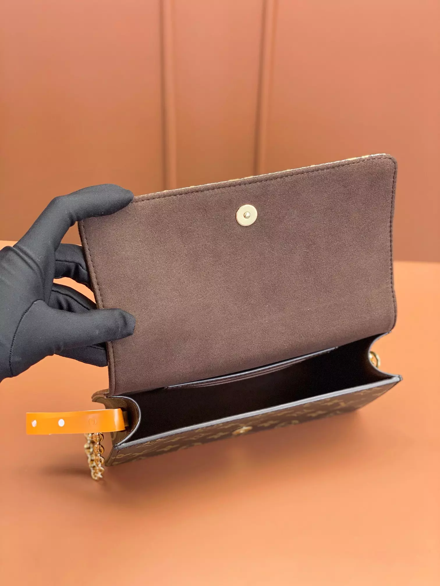 Lily Wallet On Chain Monogram Canvas Brown