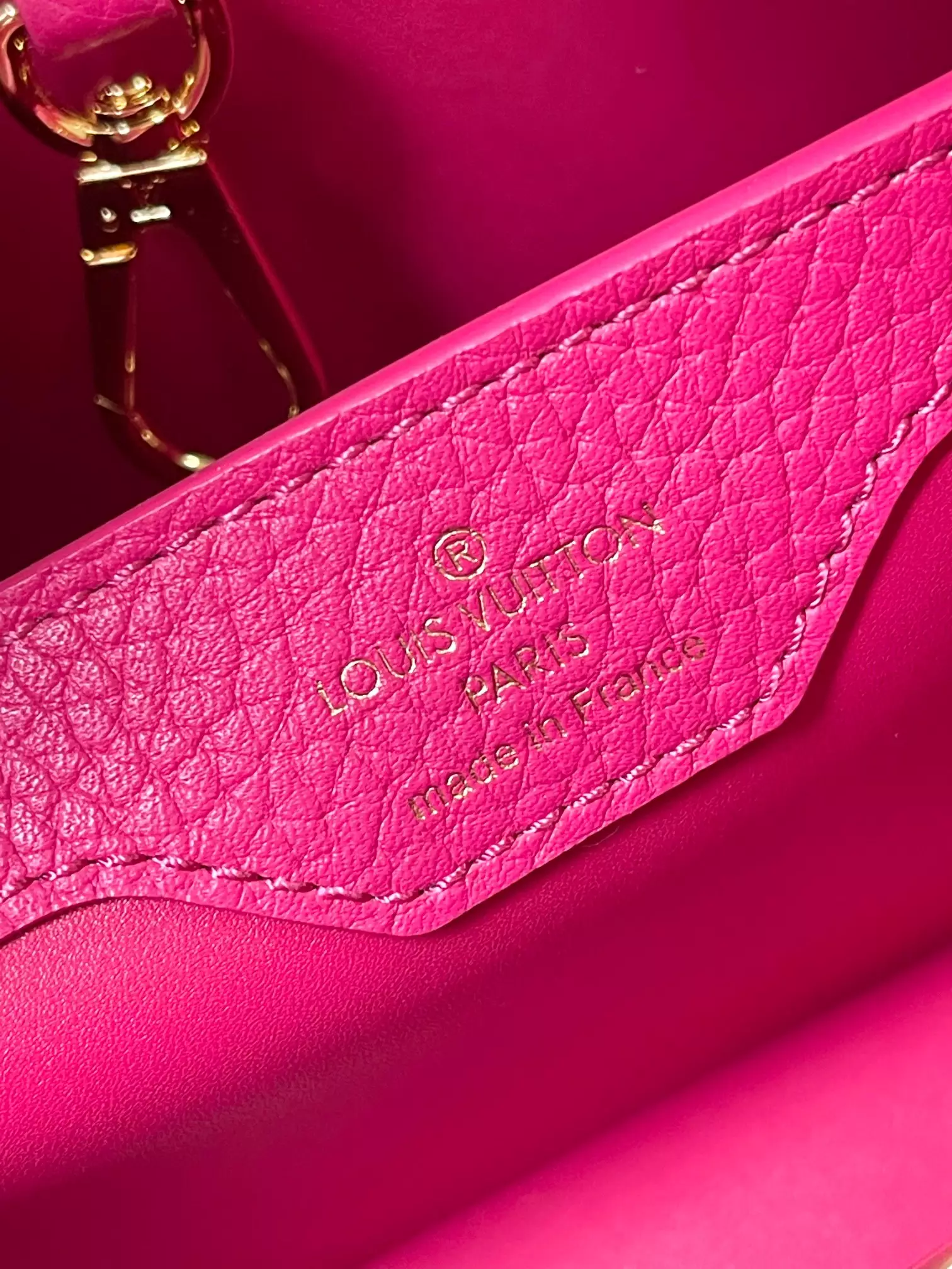 LV Capucines BB Capushell in Snow White