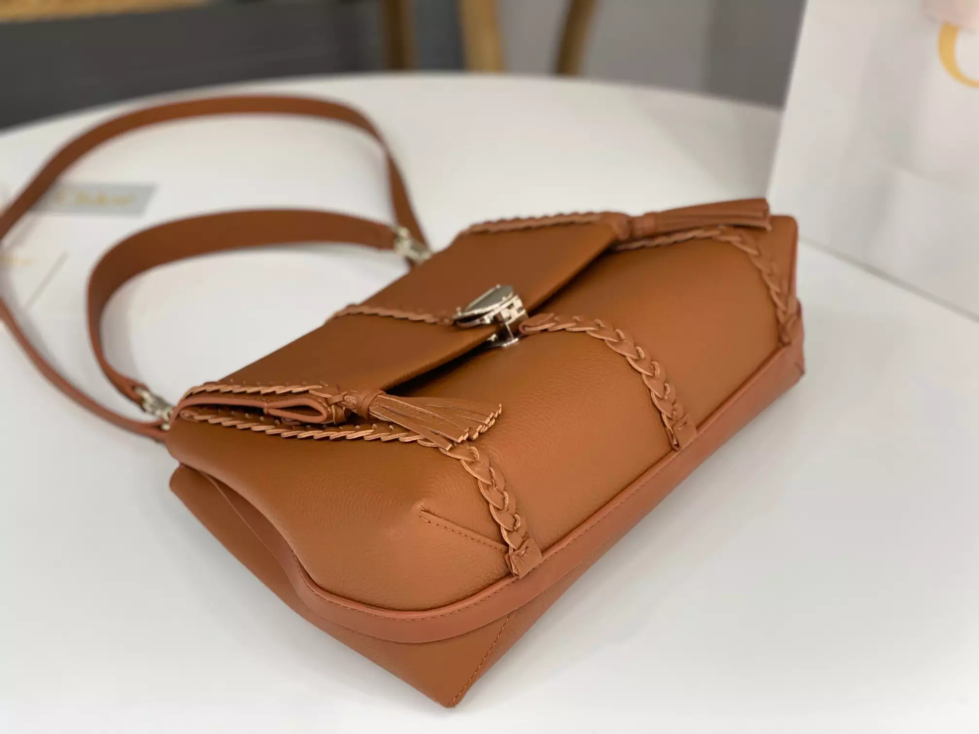 Chloé Penelope Medium Caramel Leather