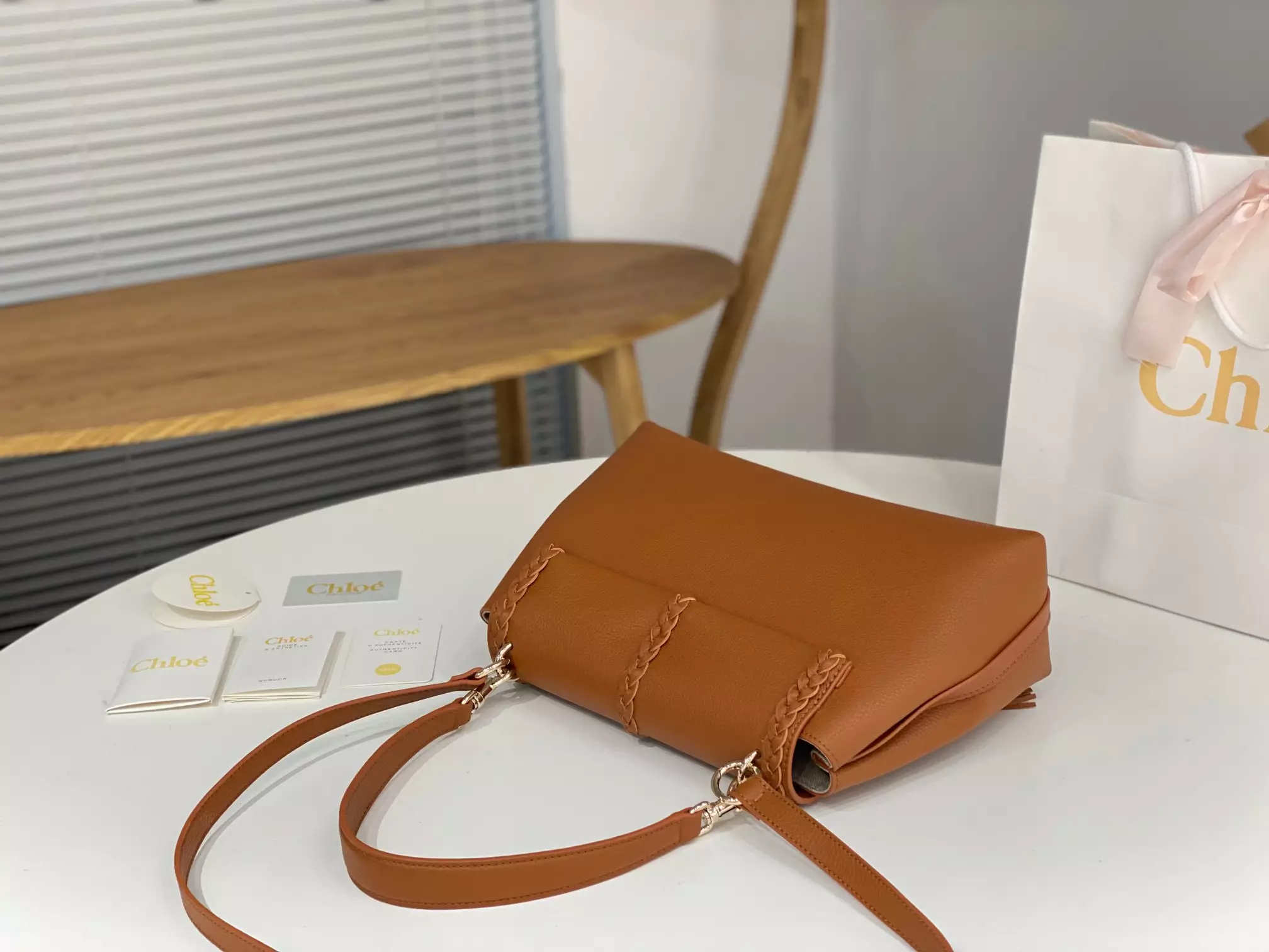 Chloé Penelope Medium Caramel Leather