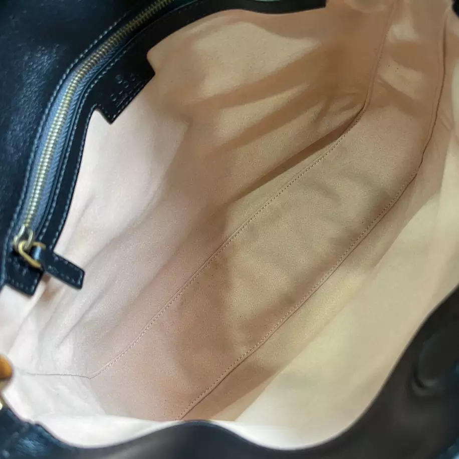 G*u*i diana medium shoulder bag - gb293