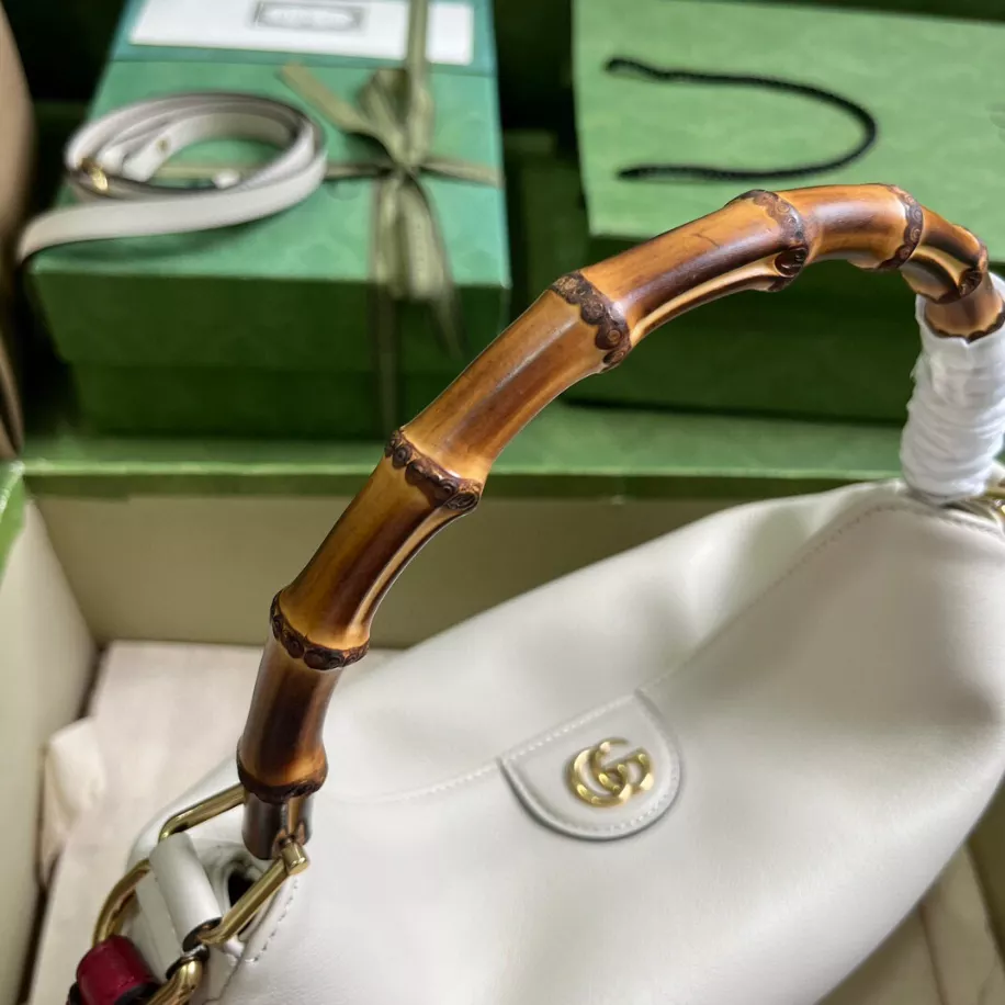 G*u*i diana medium shoulder bag - gb294