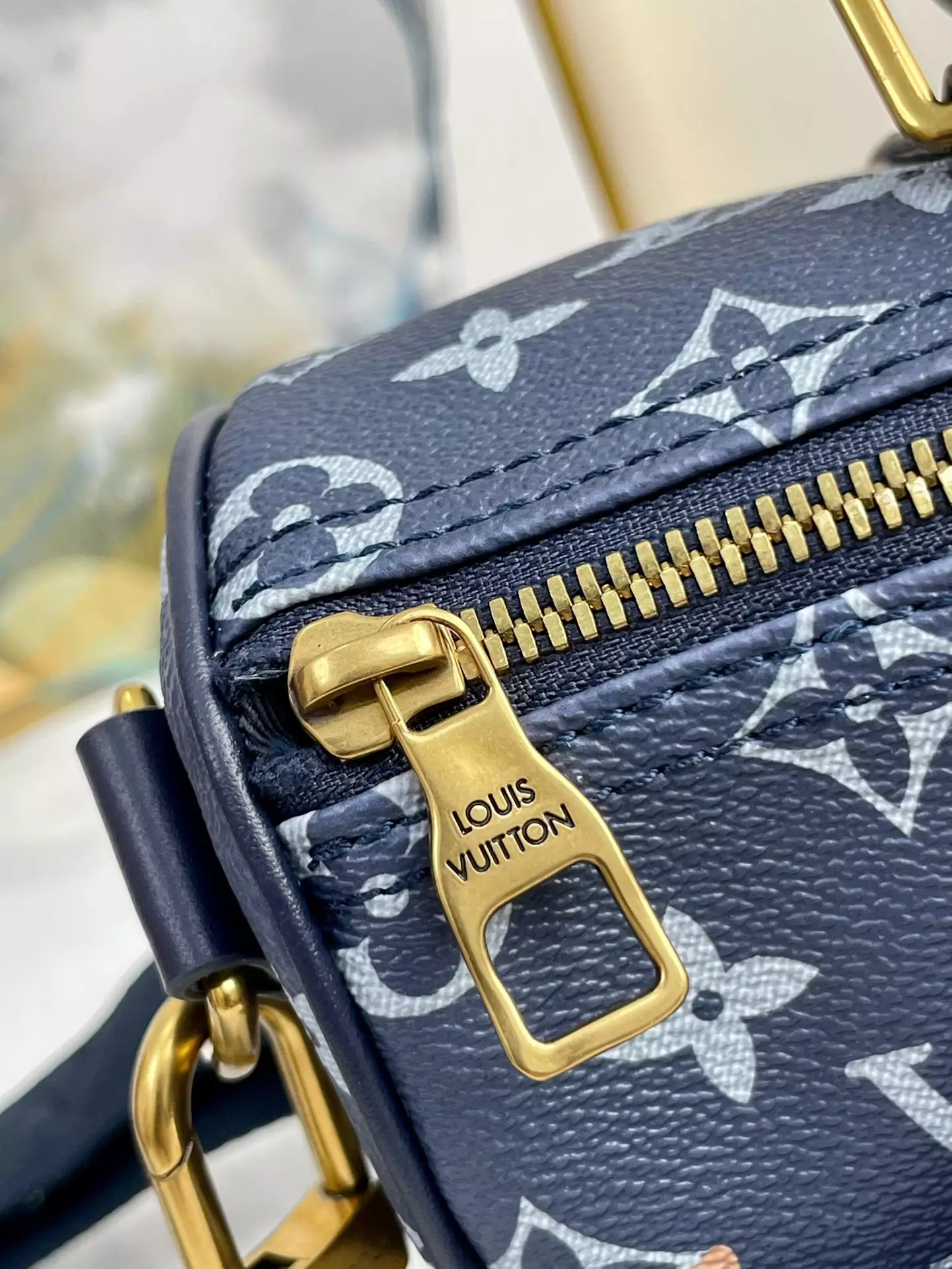 Keepall Bandoulière 25 Monogram Bleach Ink Blue