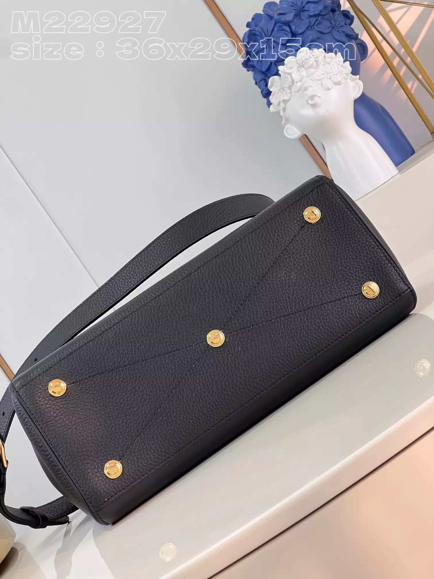 Lock It MM High End Black Taurillon Leather