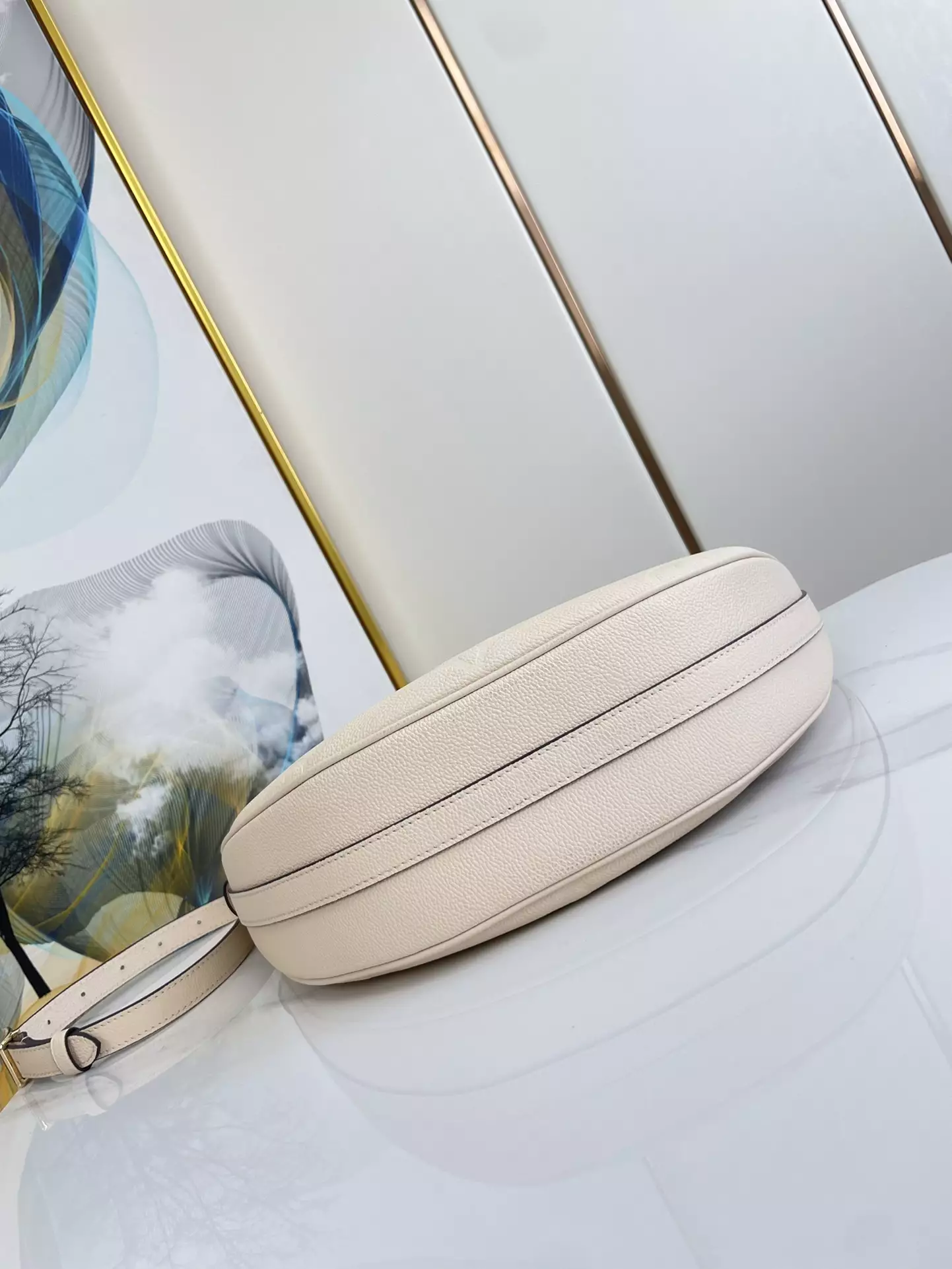 Loop Hobo Monogram Empreinte Creme Leather