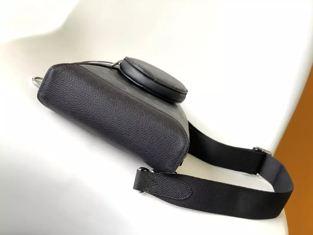 Louis Vuitton Duo Slingbag Taigarama Agave Black