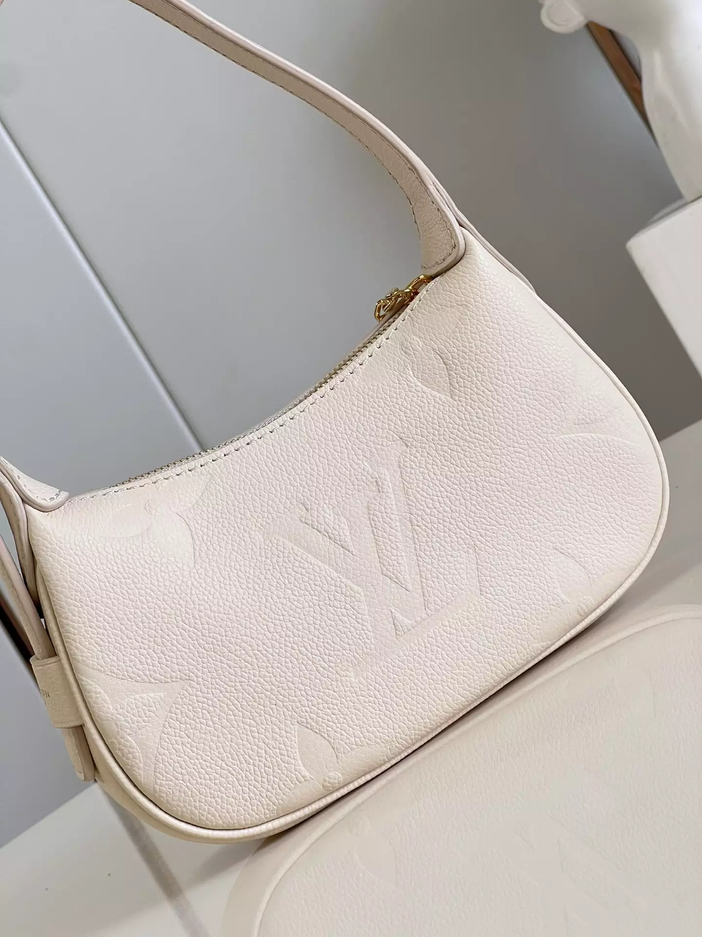 Mini Moon Monogram Empreinte Cream Leather