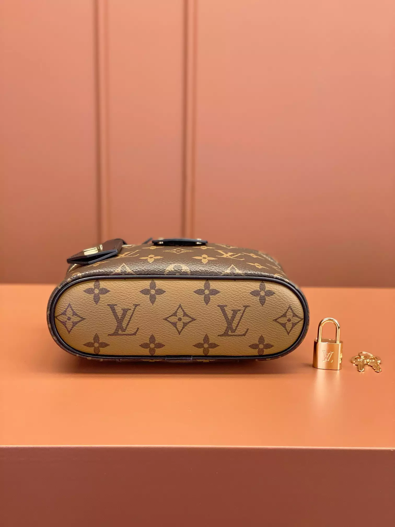 Vanity Chain Pouch Monogram Brown Coated Canvas