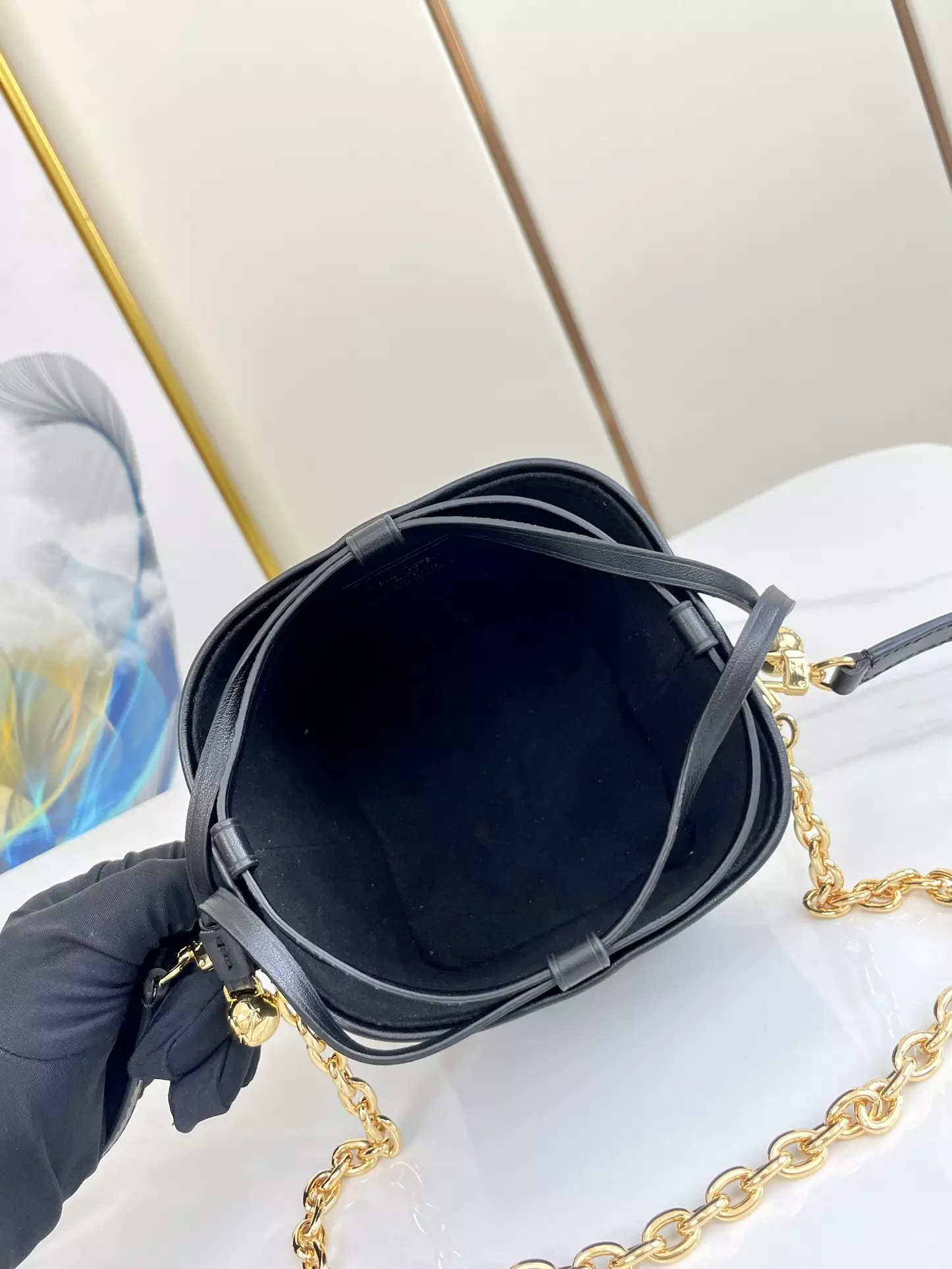 Noé Purse LV Charms Black Leather