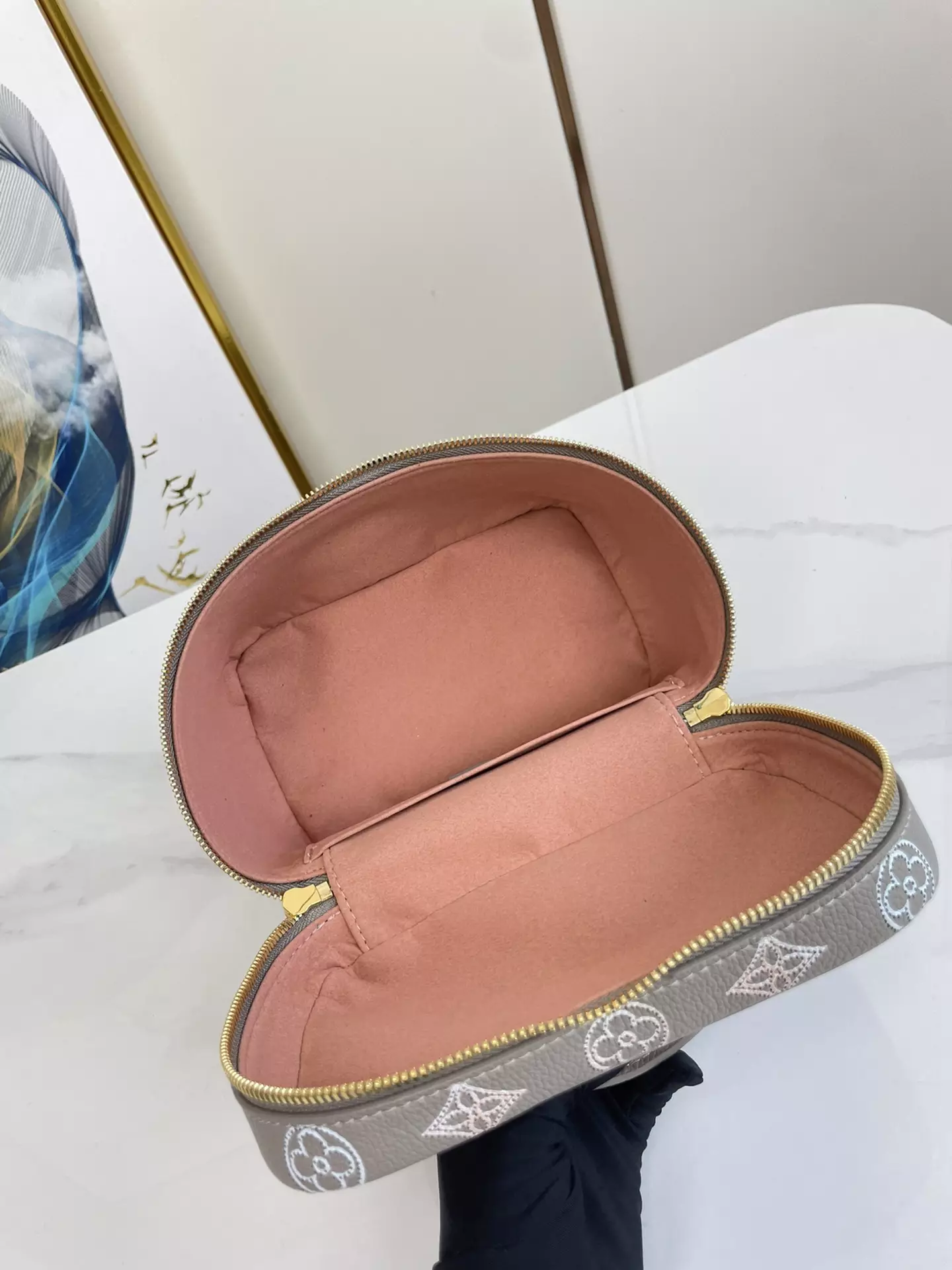 Nice Mini Vanity Case Gray Mahina Calfskin