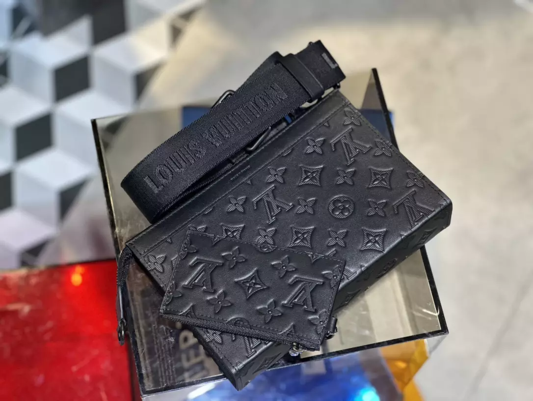 Gaston Wearable Wallet Monogram Shadow Cowhide Leather