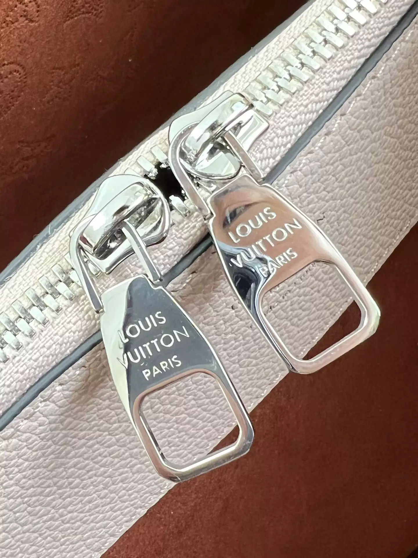 Bella Tote Pink Beige Mahina Calfskin