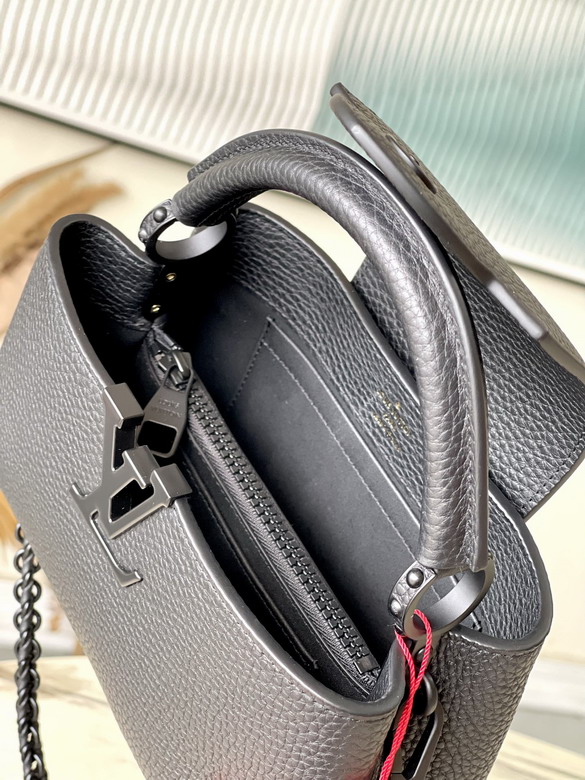 Capucines East-West Mini