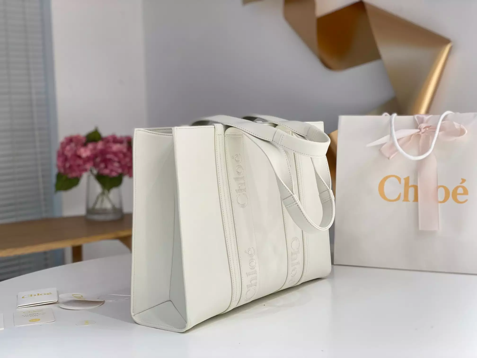 Chloé Large Woody Tote Bag White