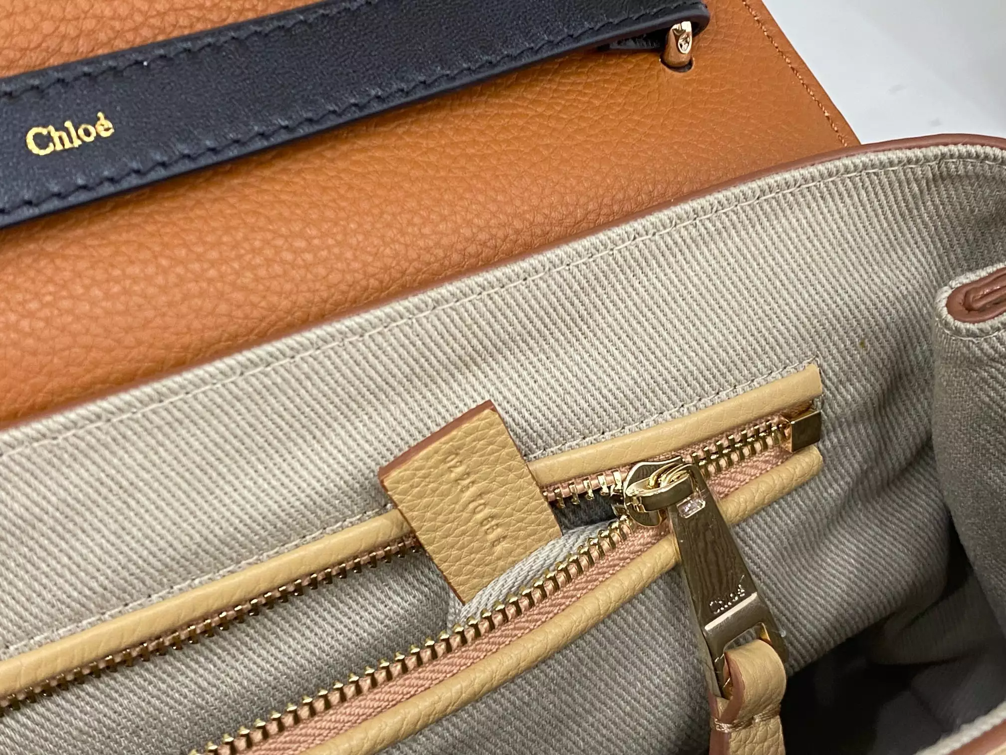 Chloé Penelope Medium Softy Yellow Leather