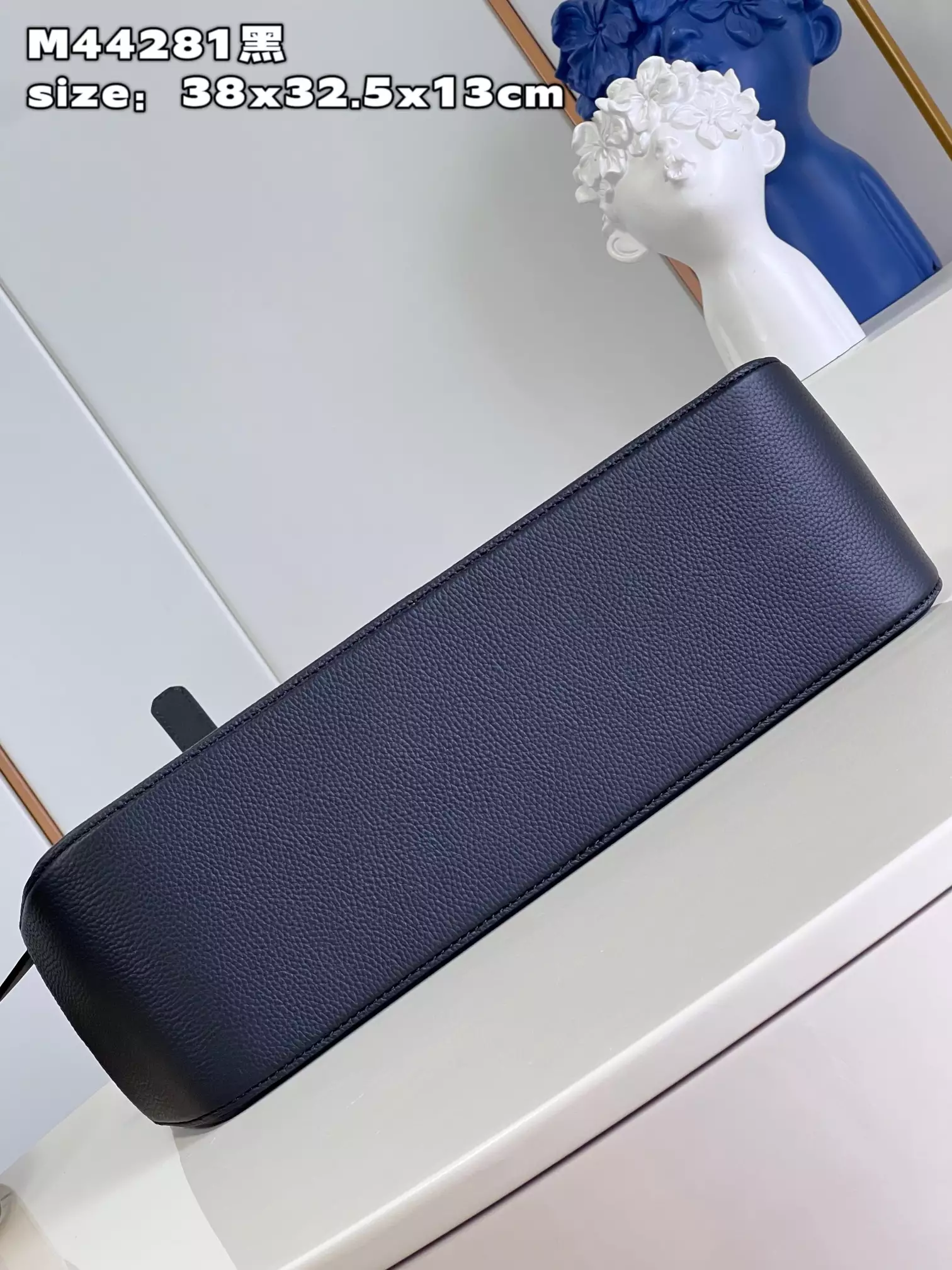 Fastline Tote LV Aerogram Black Cowhide Leather