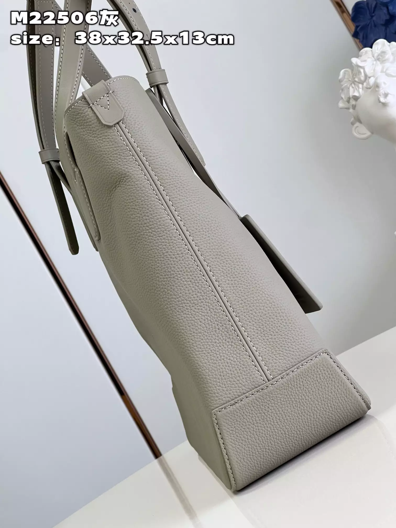 Fastline Tote LV Aerogram Sage Cowhide Leather