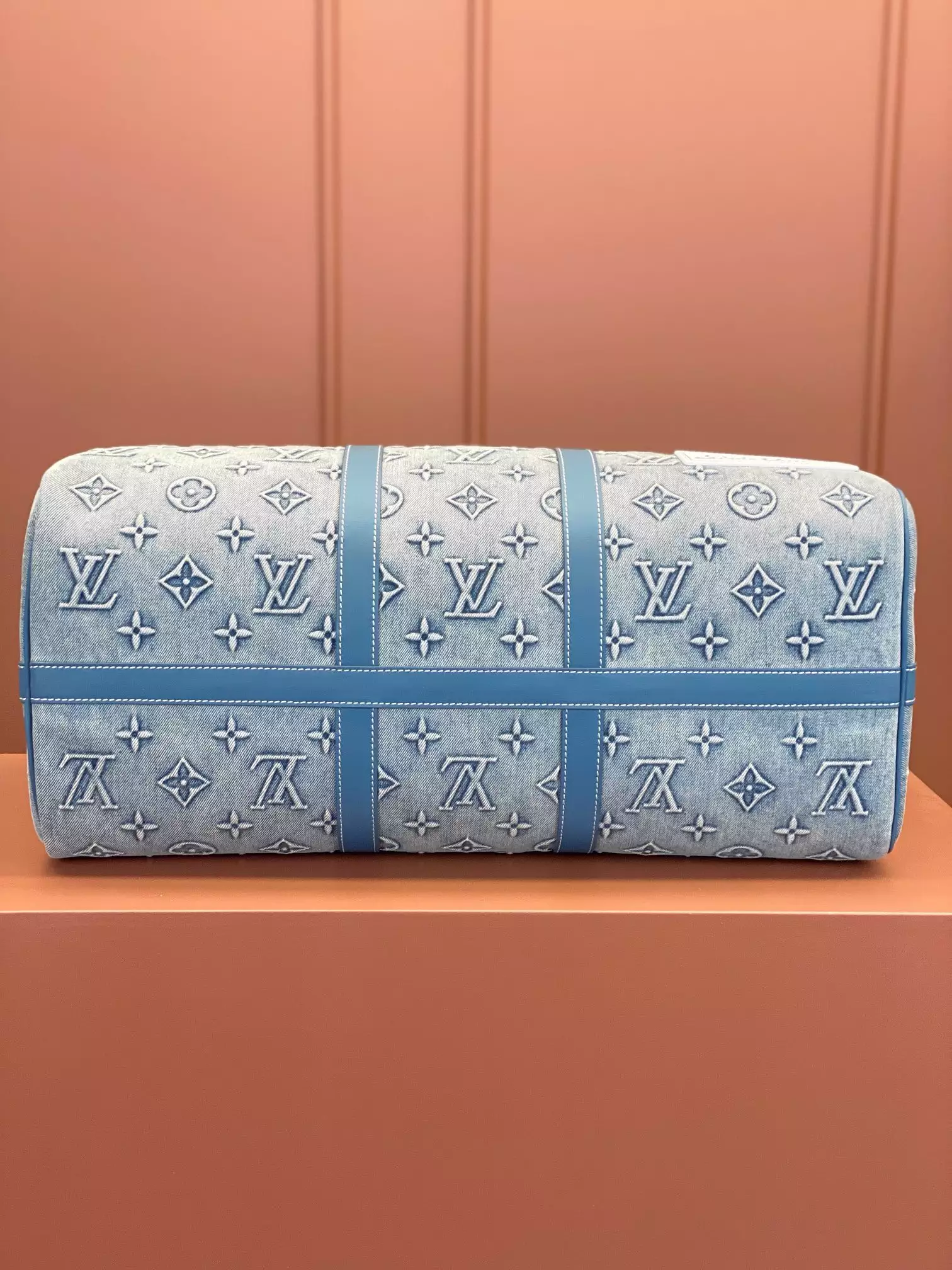 Keepall Bandoulière 50 Monogram Washed Denim Canvas