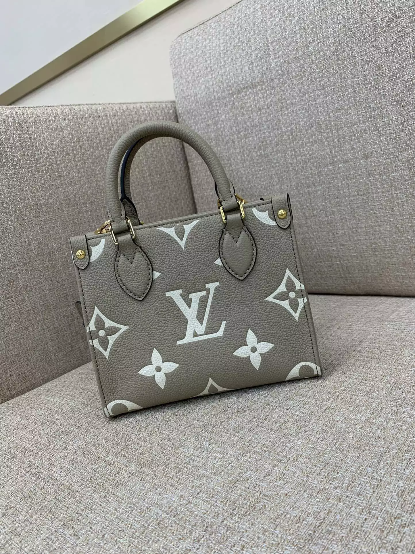 OnTheGo BB Bicolor Monogram Empreinte Dove Gray/Cream Leather