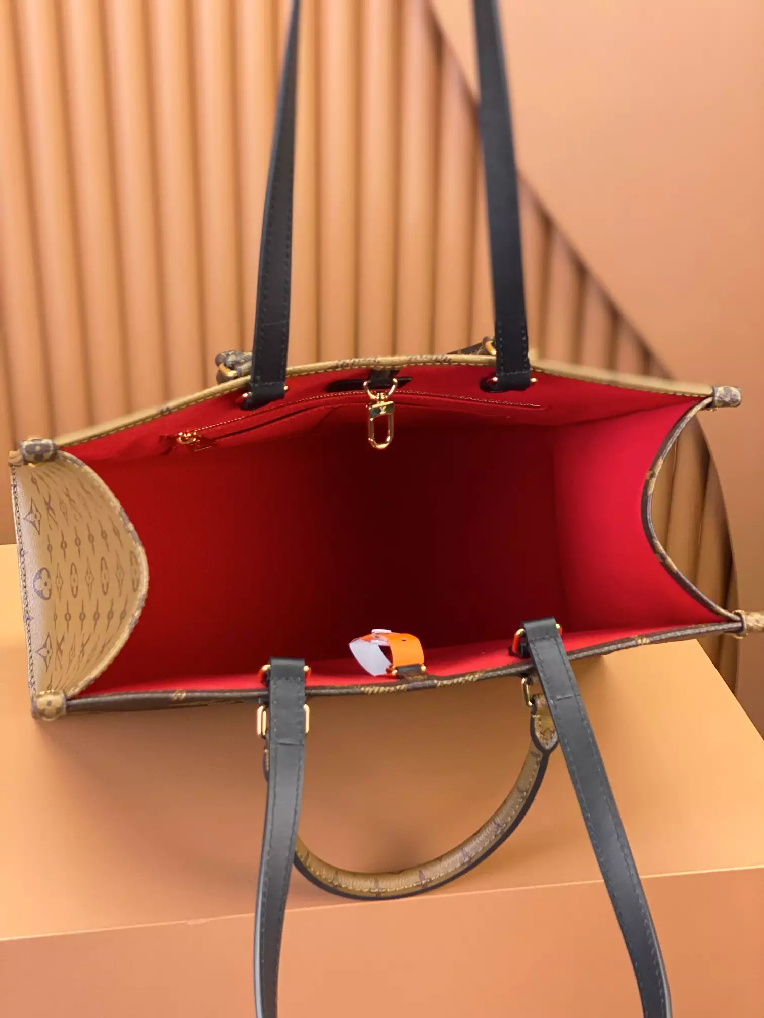 OnTheGo MM Monogram Giant Canvas and Brown