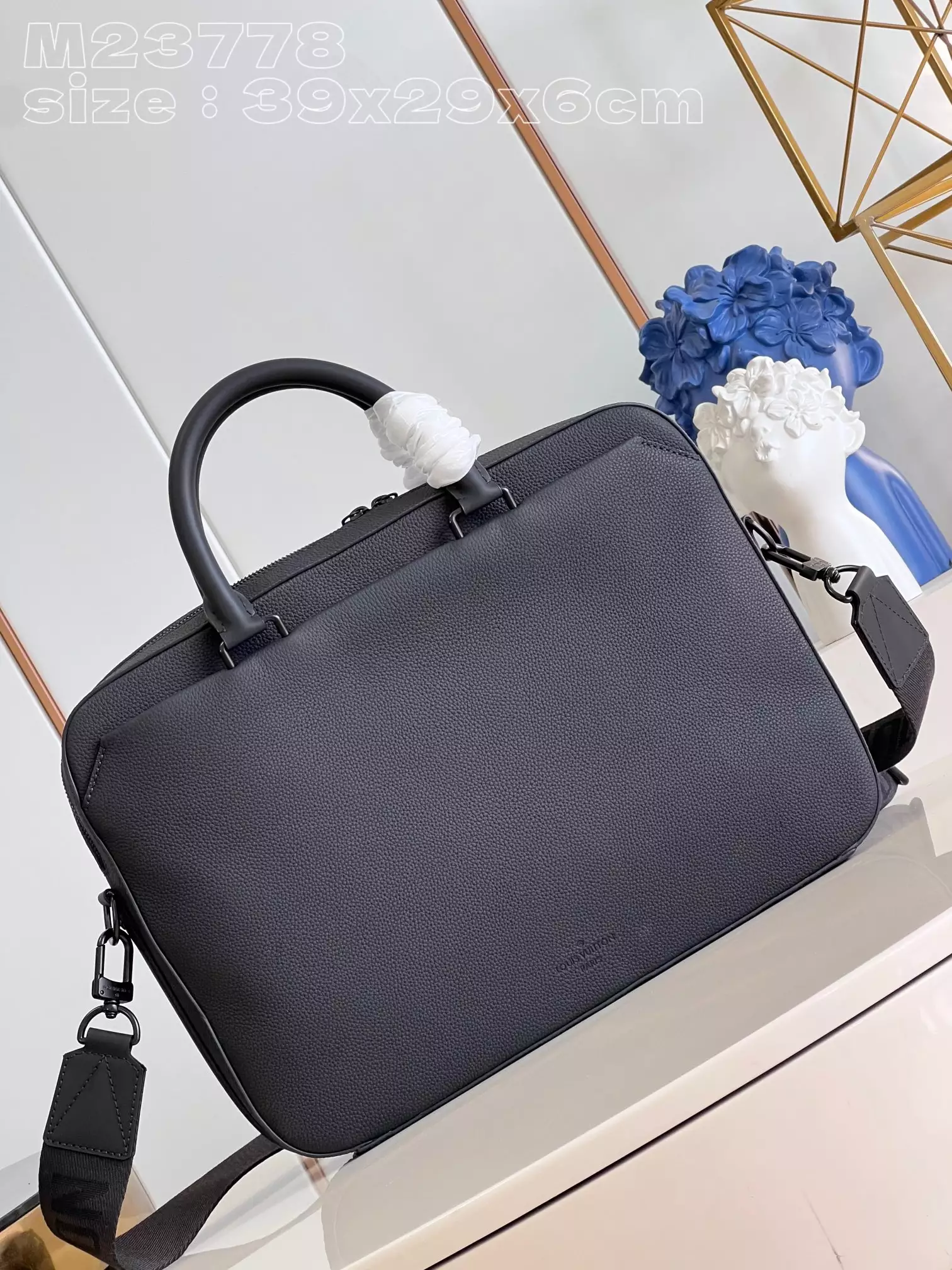 Pilot Briefcase LV Aerogram Black Cowhide Leather