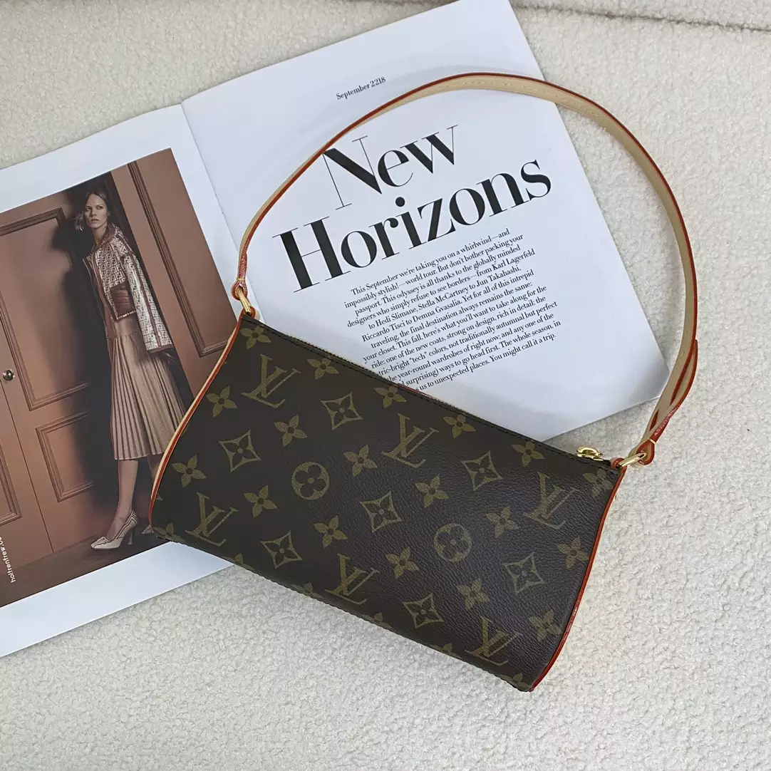 Pochette Tirette Monogram Canvas