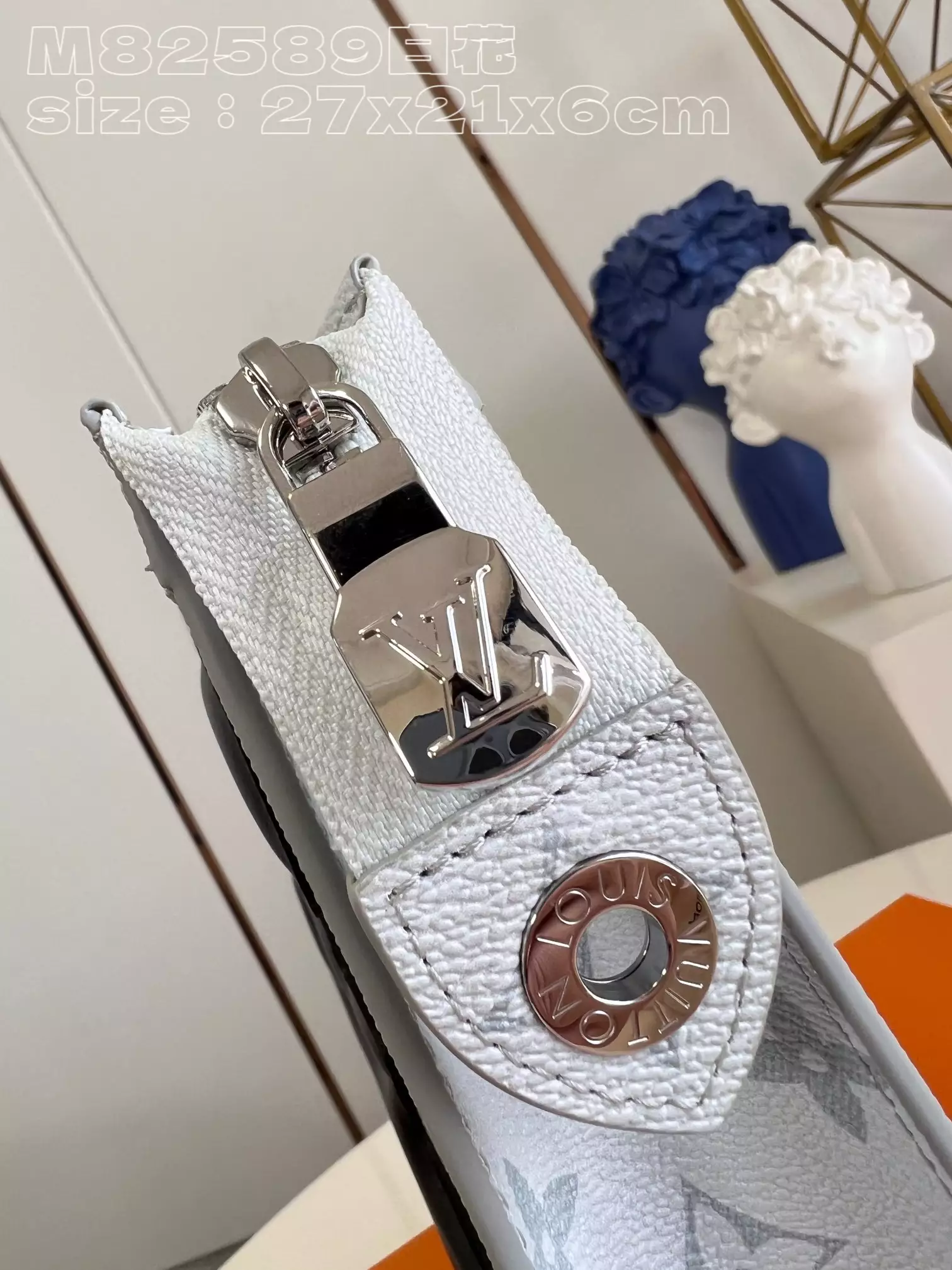 Pochette Voyage Multicolor Monogram Canvas and Cowhide Leather