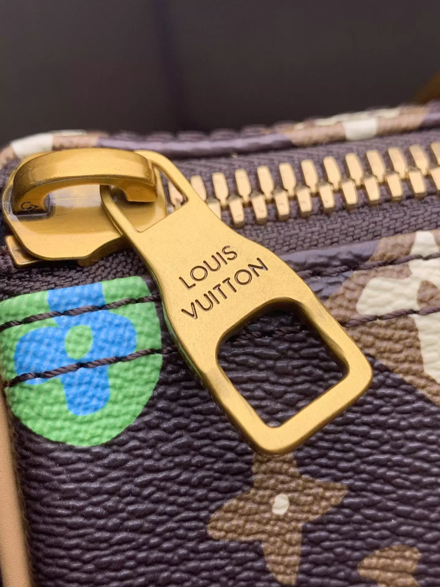 Keepall Bandoulière 25 Chocolate Monogram Craggy Canvas