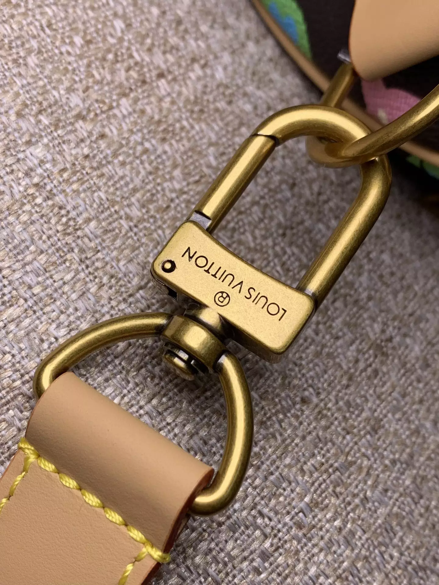 Keepall Bandoulière 25 Chocolate Monogram Craggy Canvas